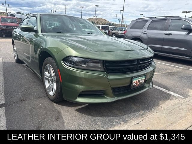 Used 2020 Green Dodge SXT image 3