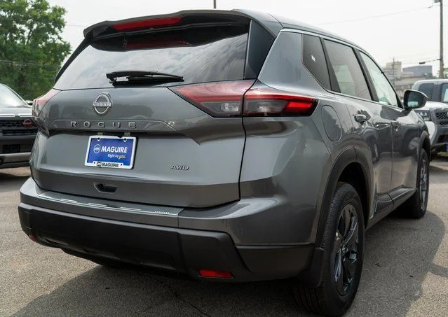 New 2026 Gun Metallic Nissan SV image 4