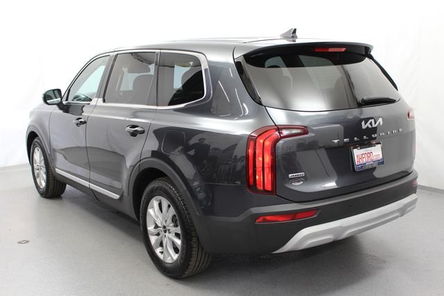 Used 2022 Gravity Gray Kia LX image 7