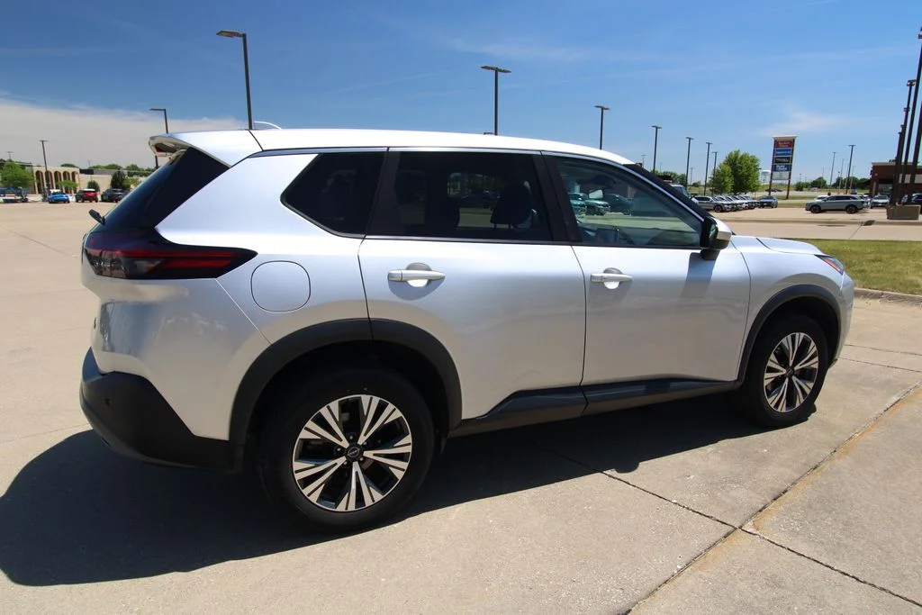 Used 2023 Silver Nissan SV image 5