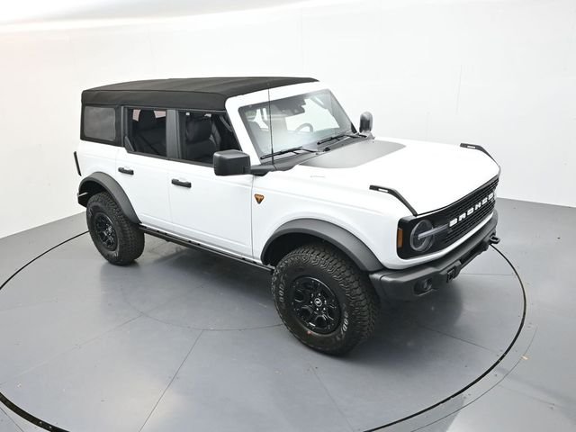 New 2026 Oxford White Ford Badlands® image 99