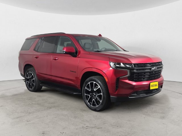 Used 2023 RADIANT RED TINTCOAT Chevrolet RST image 3