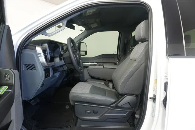 New 2026 Oxford White Ford F-250® XLT image 24