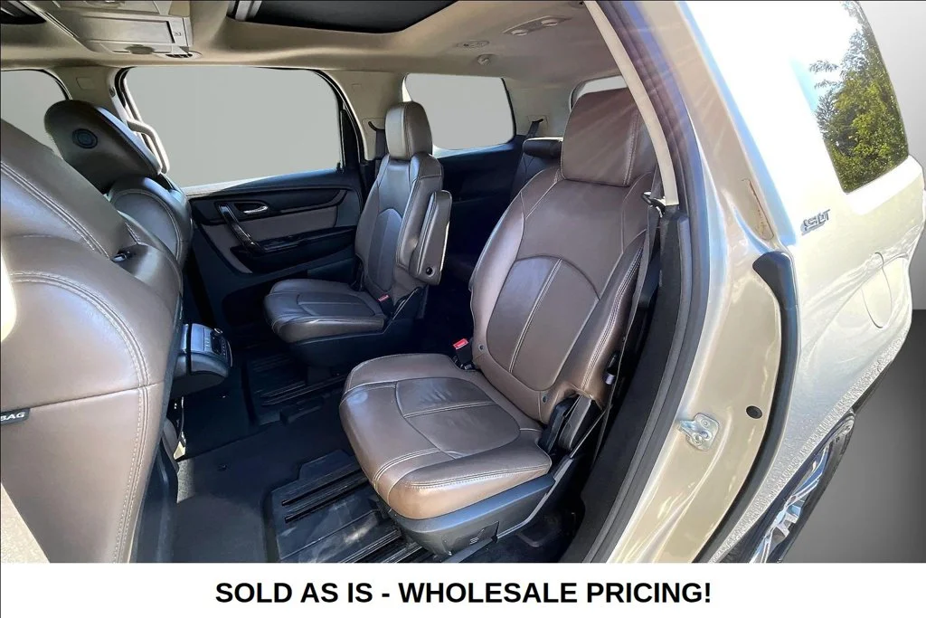 Used 2014 Gold GMC SLT-1 image 25