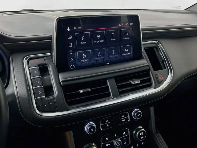 Used 2023 Silver GMC SLT image 17