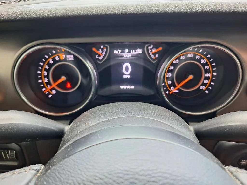 Used 2018 White Jeep Unlimited Sport S image 22