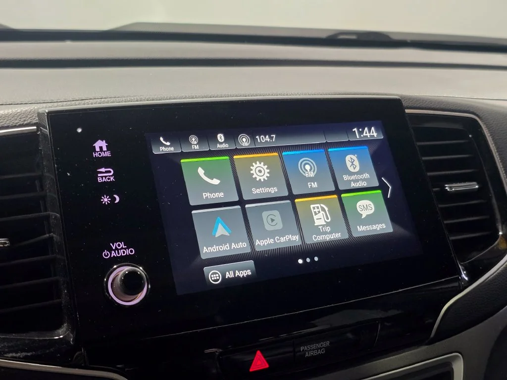 Used 2022 White Honda EX-L image 21