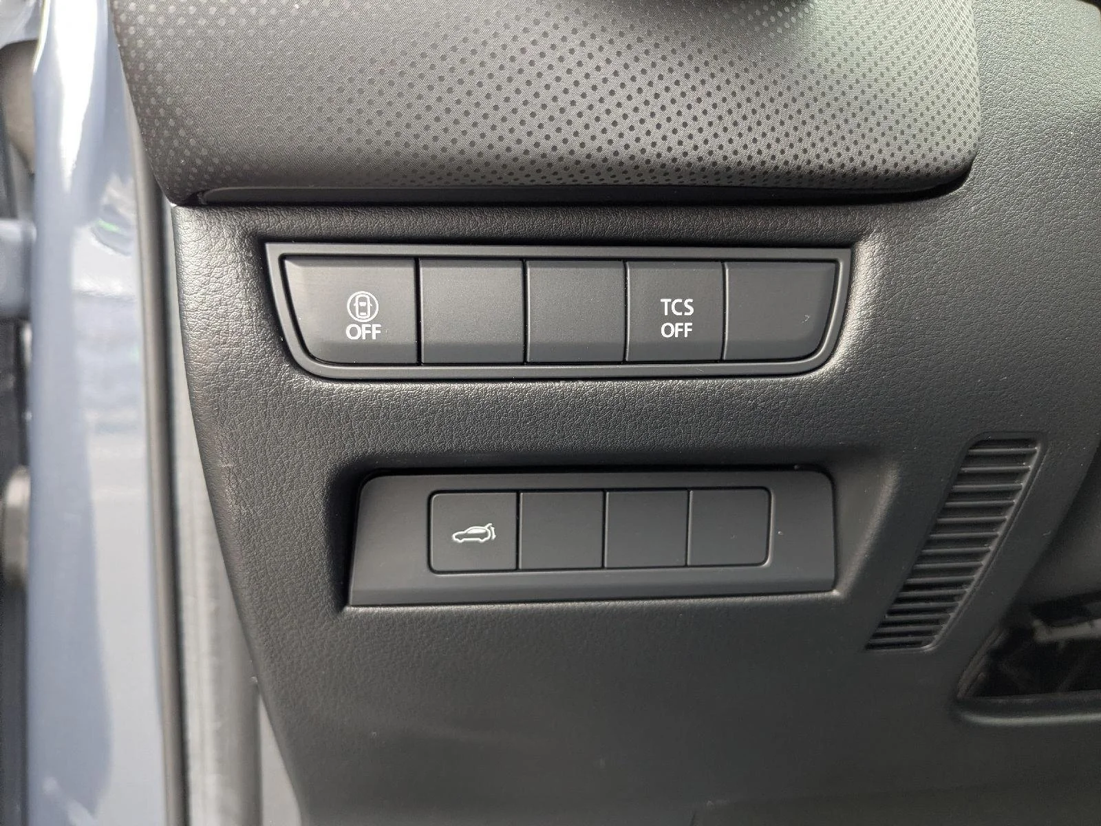 2025 Mazda CX-50 Preferred - Photo 20