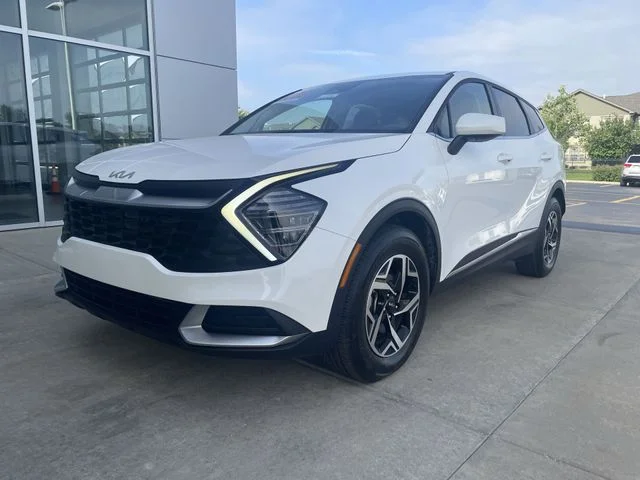 2025 Kia Sportage LX - Photo 12