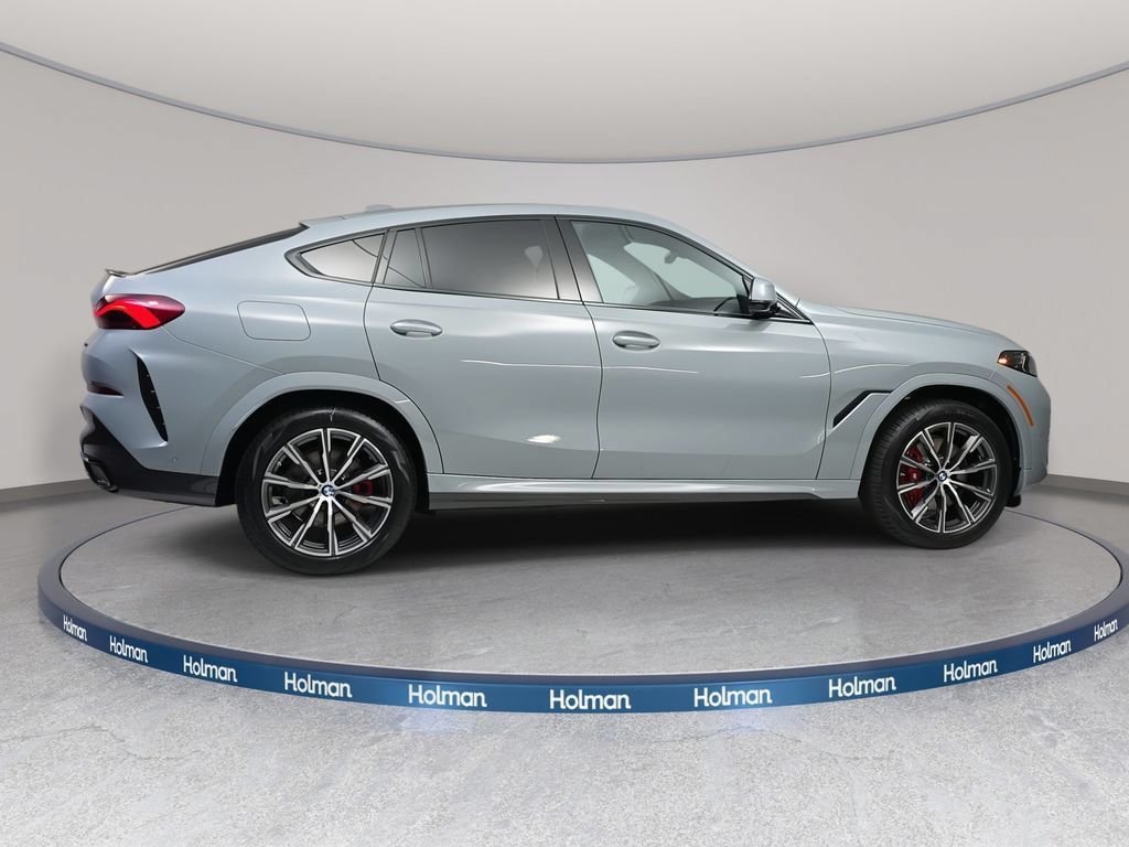Used 2026 Brooklyn Grey Metallic BMW xDrive40i image 6