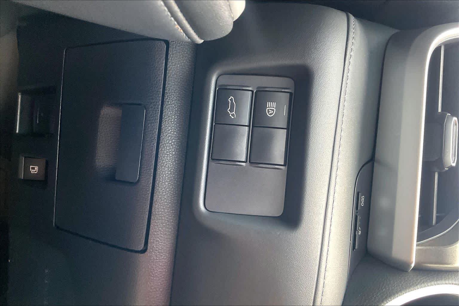 Used 2021 Magnetic Gray Metallic Toyota Hybrid XLE image 34