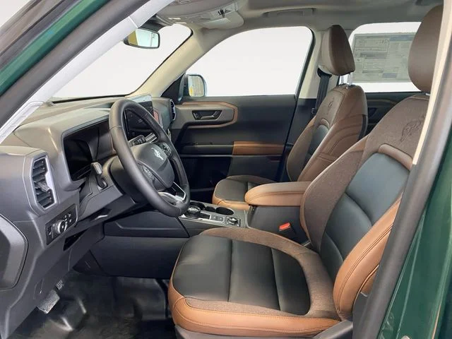 New 2025 Green Metallic Ford Outer Banks image 9