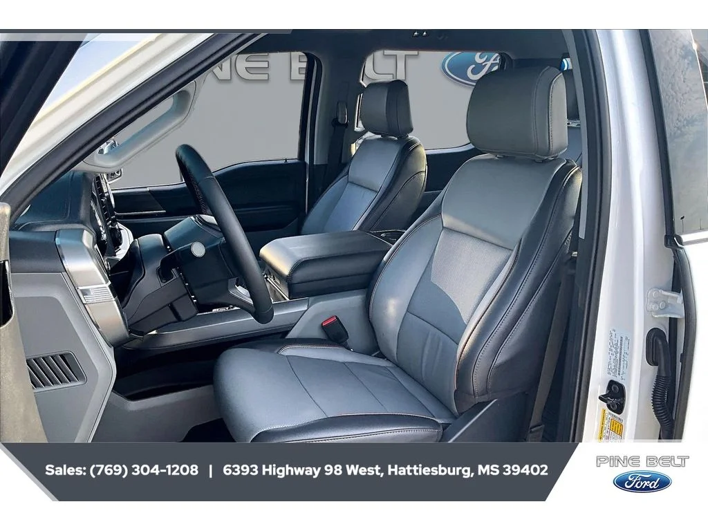 Used 2026 Oxford White Ford Lariat image 19