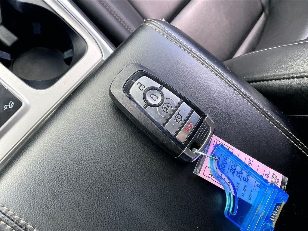 Used 2024 Stone Blue Metallic Ford XLT image 28