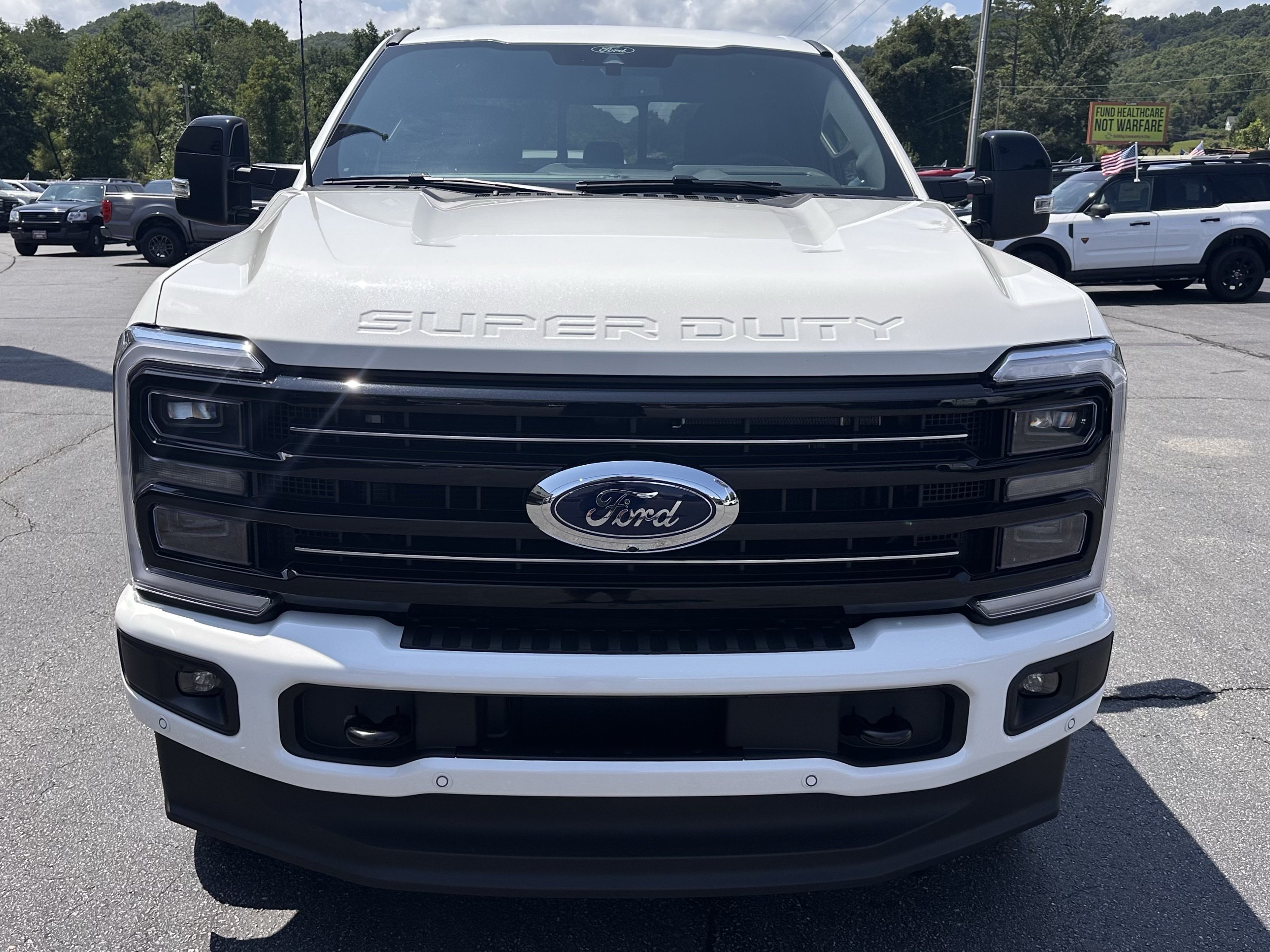 Used 2026 Star White Ford Platinum image 3