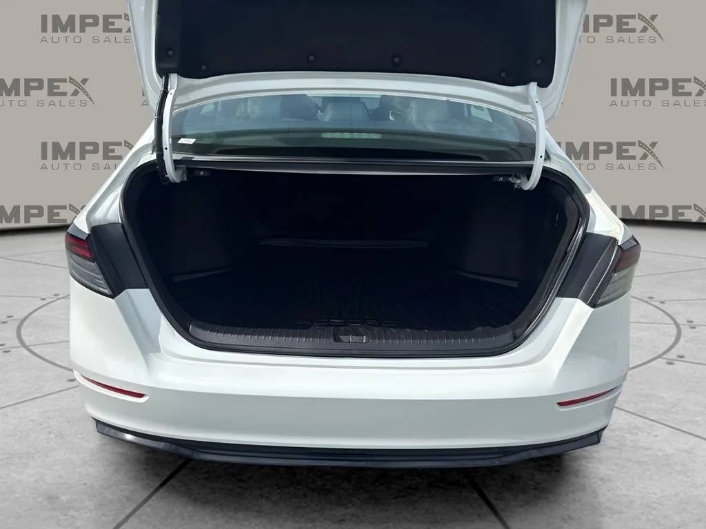 Used 2023 White Honda Sport-L image 25