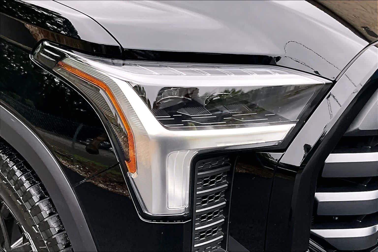 Used 2023 Midnight Black Metallic Toyota SR5 image 27