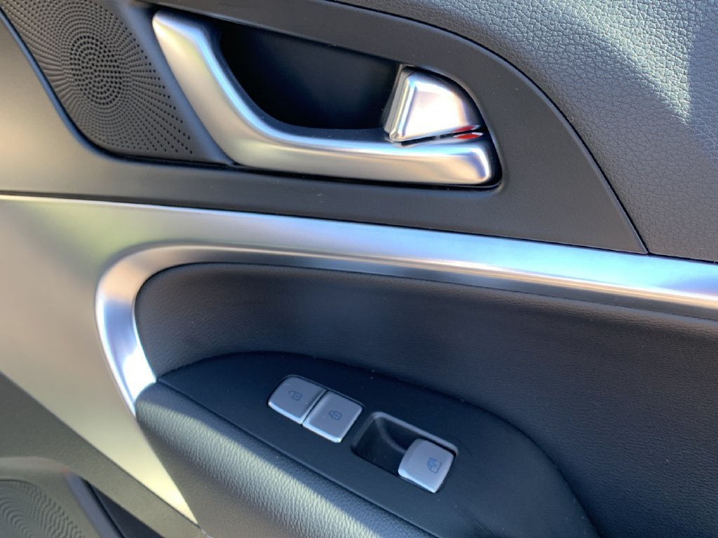 2026 GENESIS G70 Standard - Photo 34