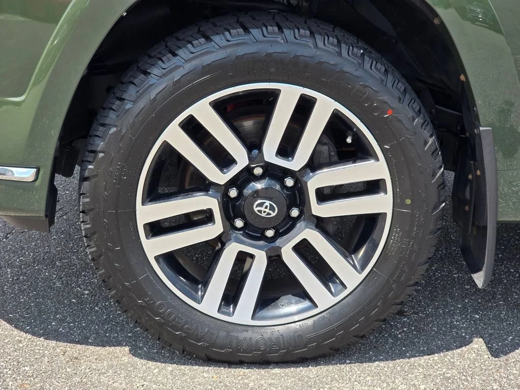 2022 Toyota 4Runner Limited - Photo 27