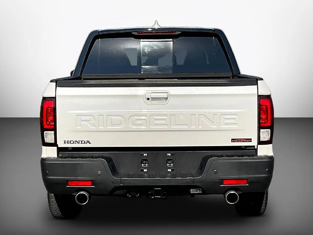 Used 2025 White Honda TrailSport image 5