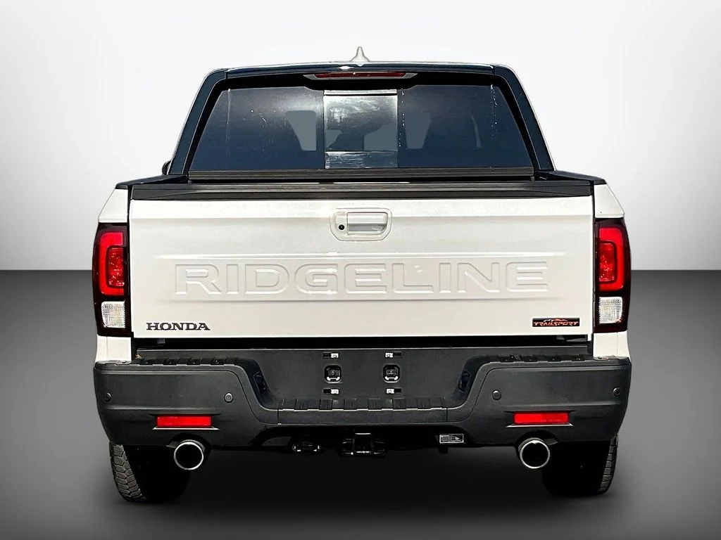 Used 2025 Platinum White Pearl Honda TrailSport image 5