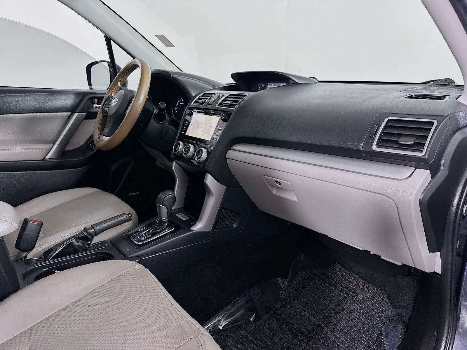 Used 2016 Dark Gray Metallic Subaru 2.5i Touring image 33
