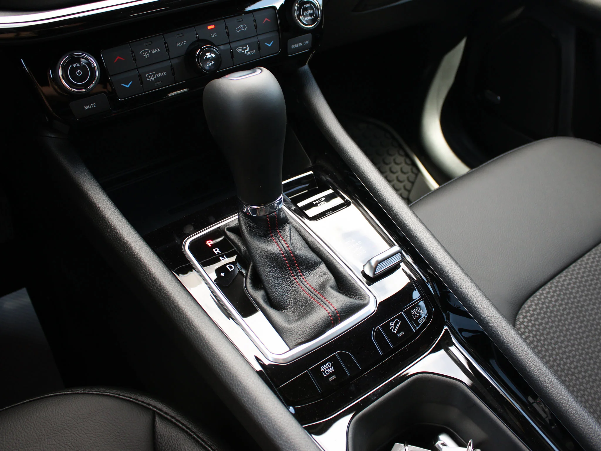 New 2026 joose Jeep Trailhawk* image 22