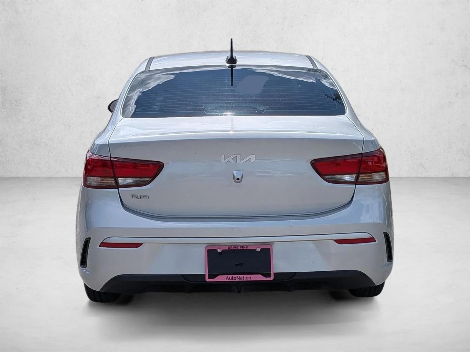 Used 2023 Silky Silver Kia LX image 6