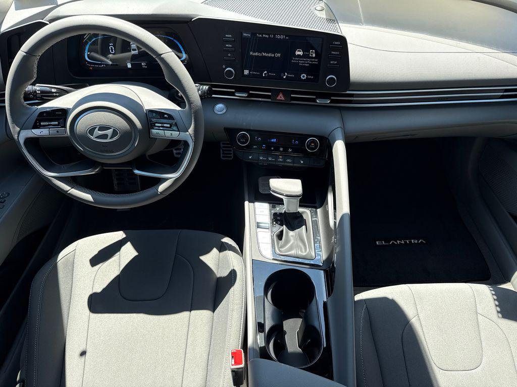 New 2026 Black Hyundai SEL Sport Premium image 10