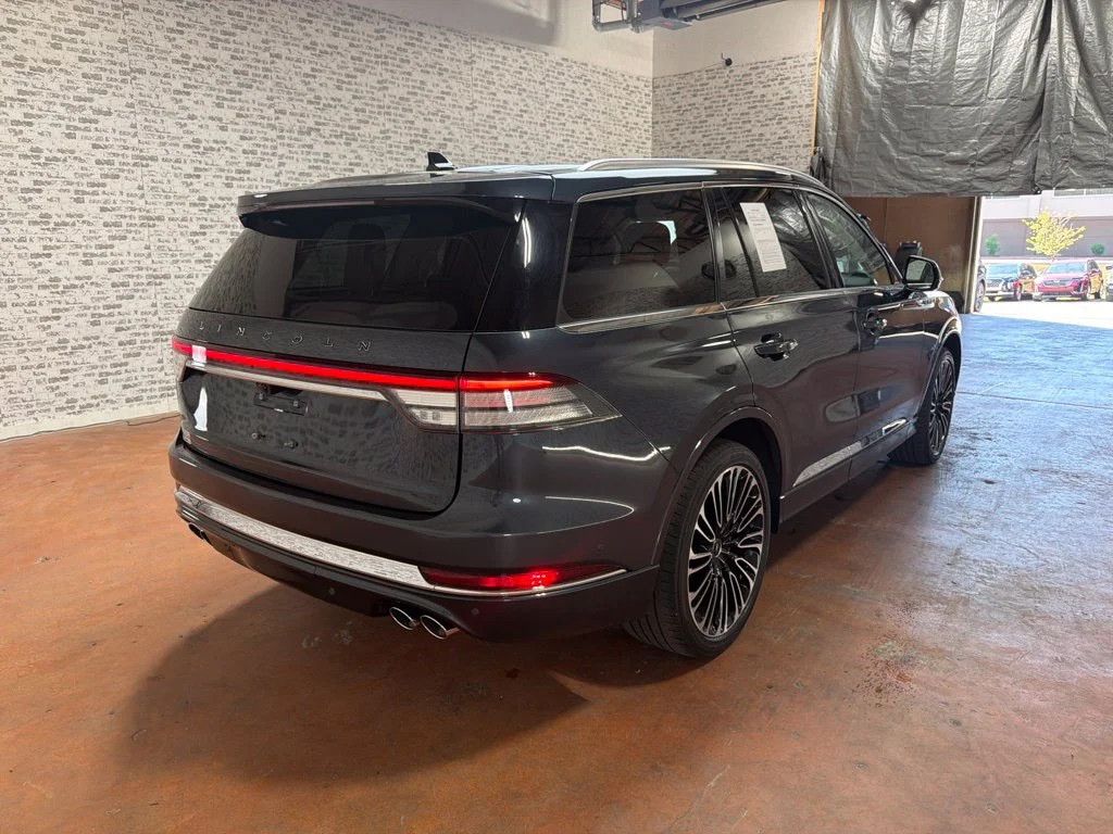 Used 2021 Flight Blue Lincoln Black Label image 7
