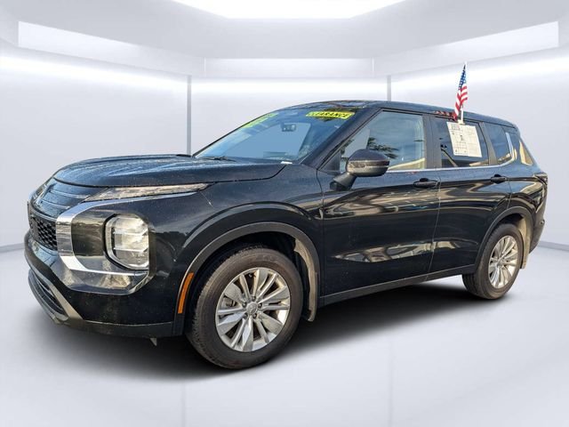 Used 2025 Black Mitsubishi ES image 7
