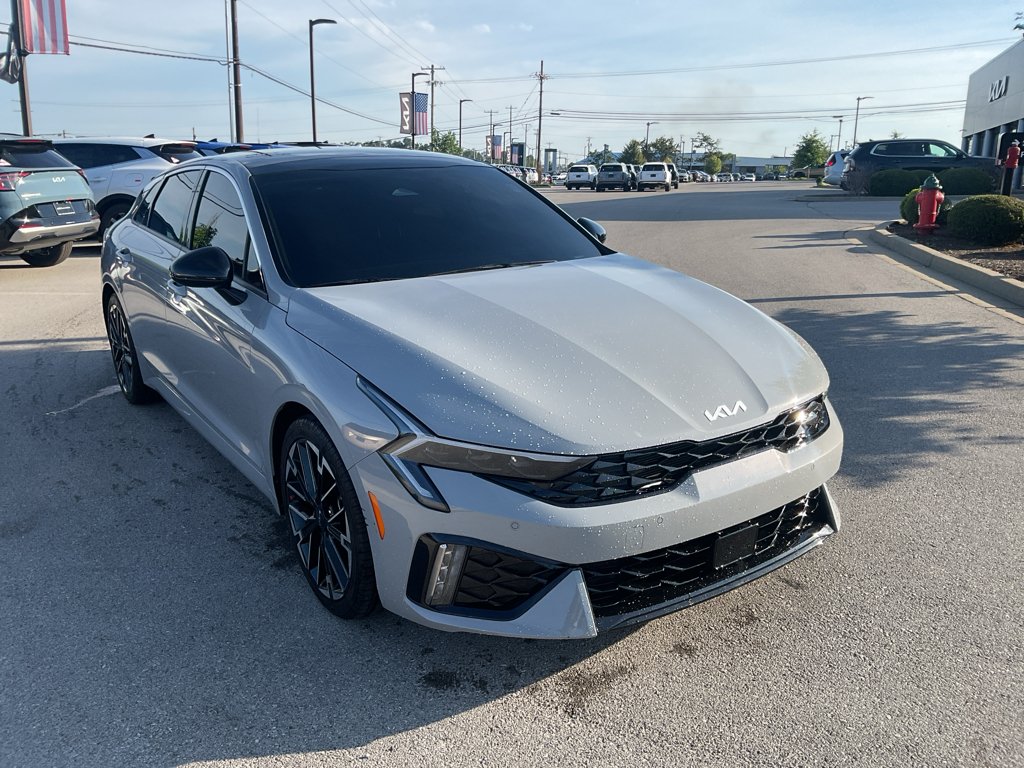 Certified Used 2025 Wolf Gray Kia GT-Line image 2