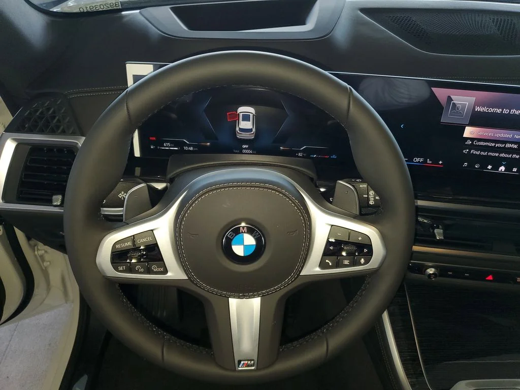 Used 2026 White BMW sDrive40i image 18