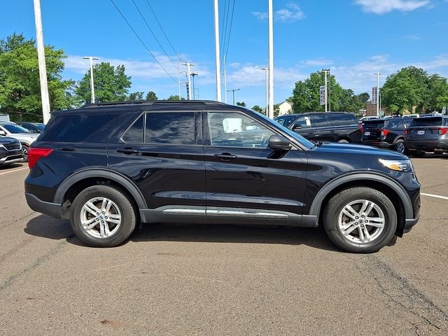 Used 2023 Black Ford XLT image 7