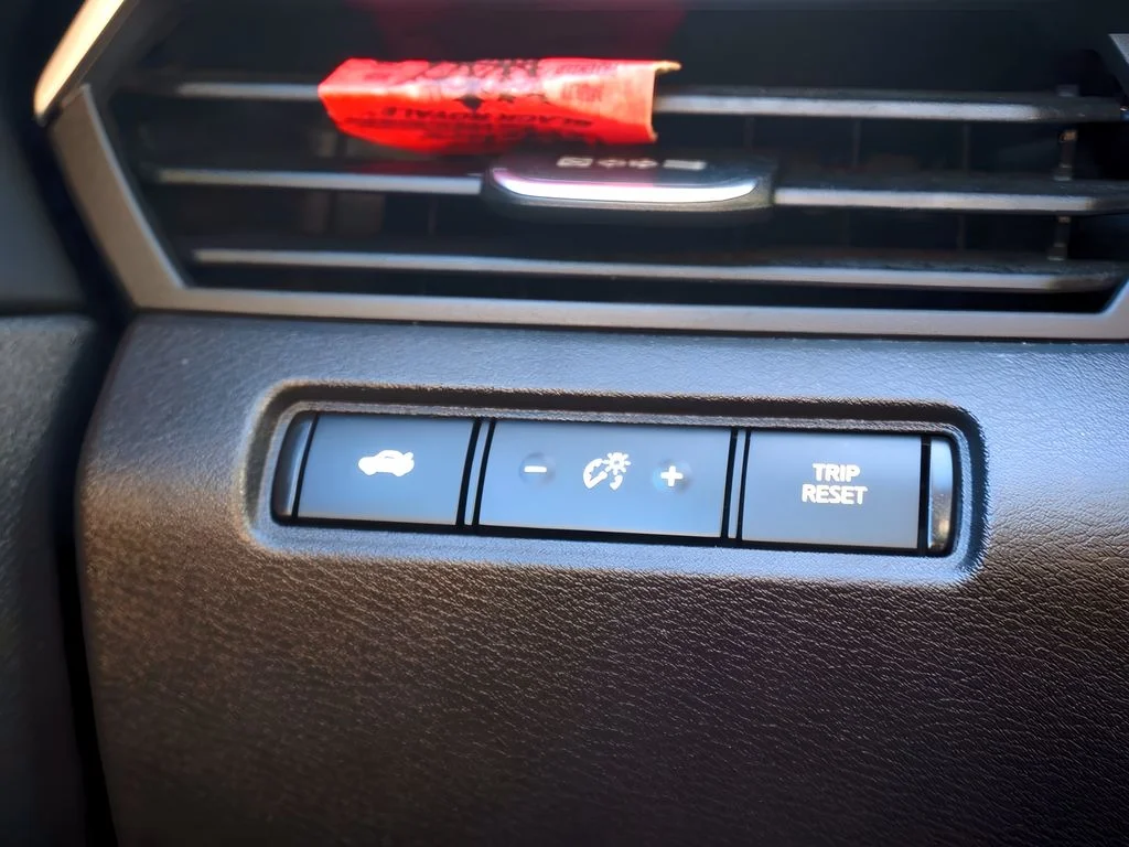 2025 Nissan Altima SV - Photo 22