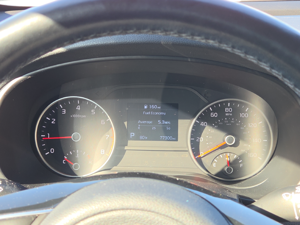 Used 2021 Silver Kia EX image 19