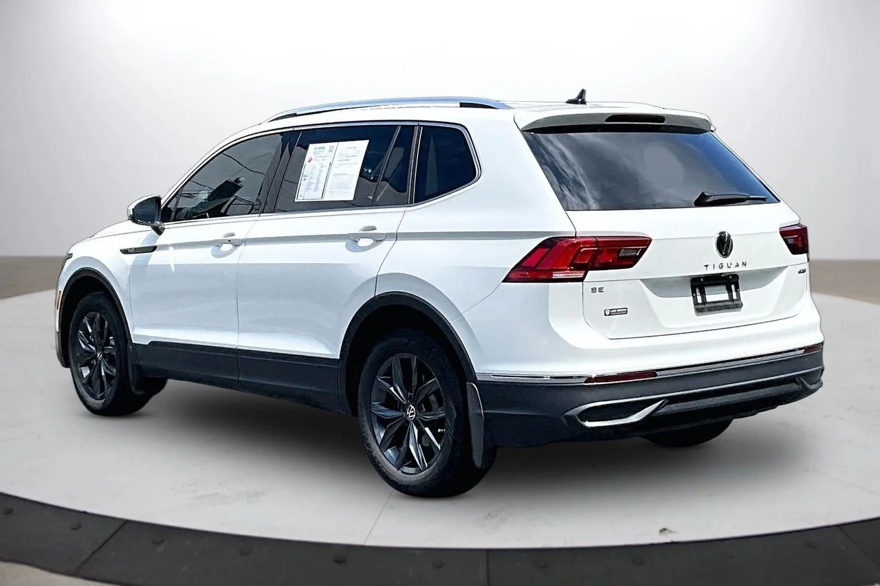 Certified Used 2023  Volkswagen 2.0T SE image 7