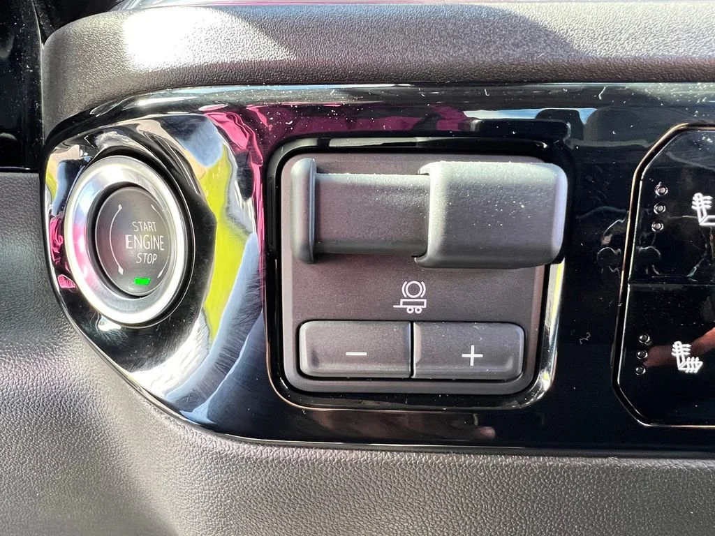 2025 Chevrolet Silverado 2500HD LT - Photo 18