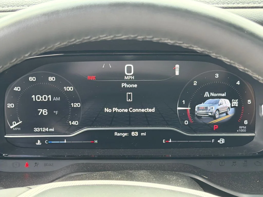 Used 2024 White GMC Denali image 27