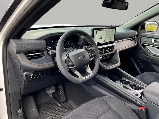 New 2026 Star White Metallic Tri-Coat Ford Tremor® image 40
