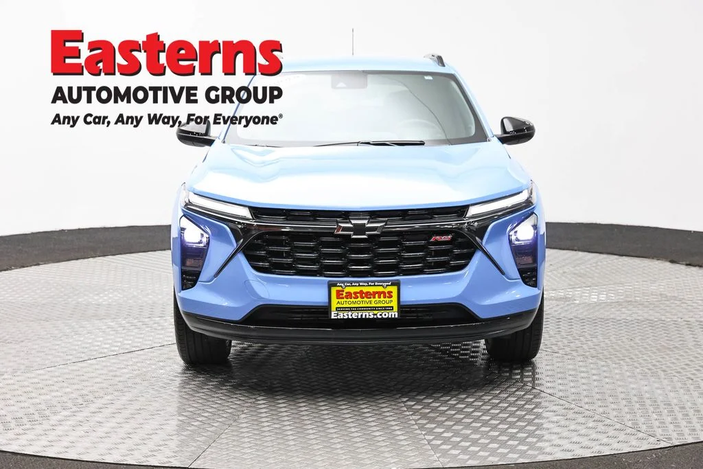 Used 2024 Blue Chevrolet 2RS image 2
