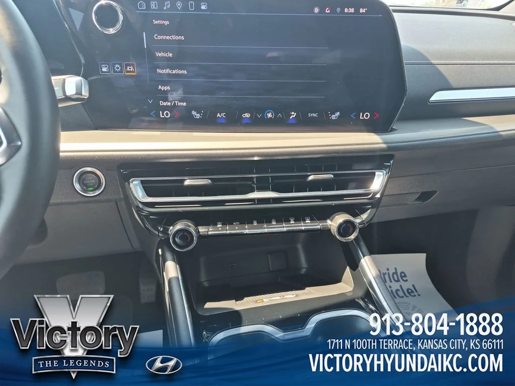 Used 2025 Gray Chevrolet LT image 17
