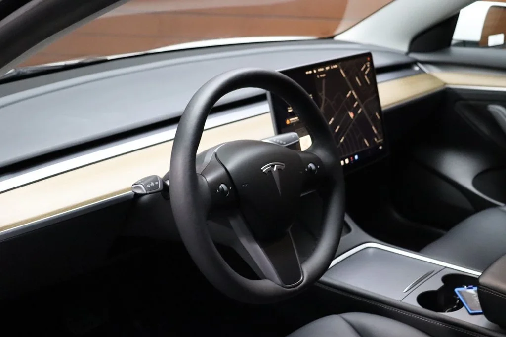 Used 2023 Pearl White Multi-Coat Tesla Base image 37