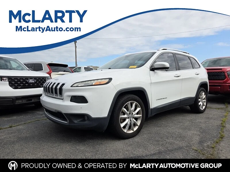 Used 2016 WHITE JEEP FWD 4DR LIMITED image 1