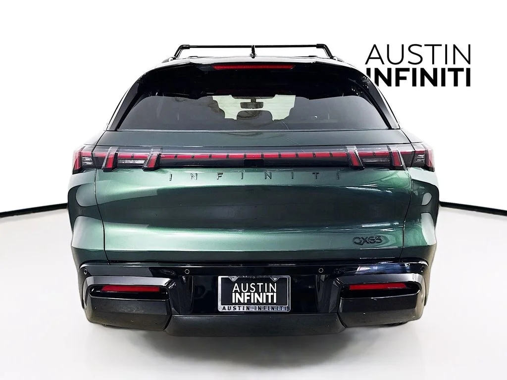 New 2027 2T DEEP EMRD INFINITI AUTOGRAPH image 6