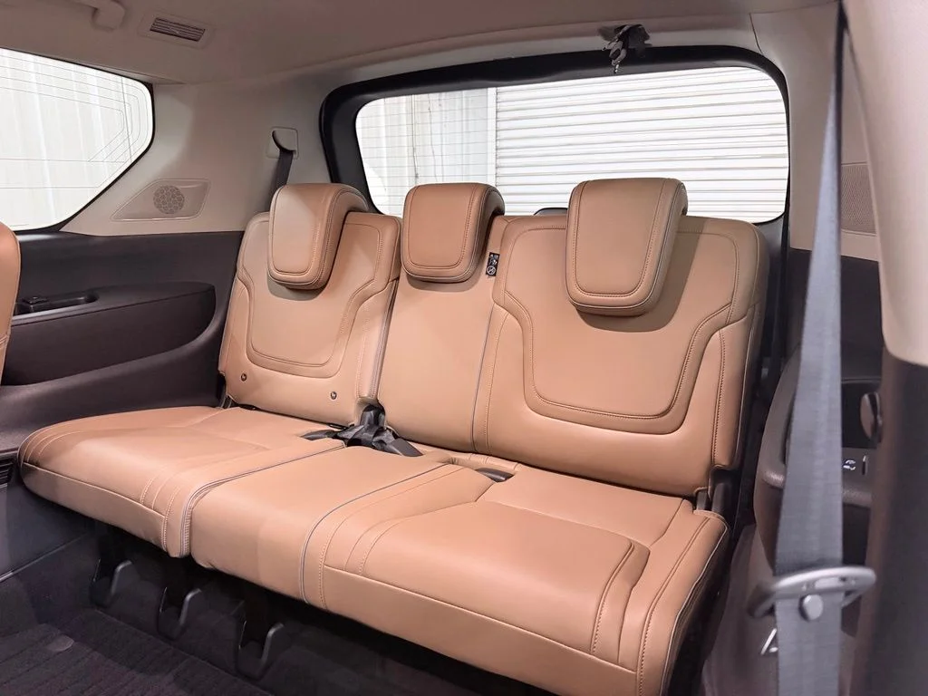 New 2027 RADIANT WHITE INFINITI Luxe 2WD image 32