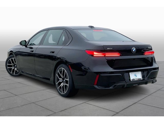 New 2026 Black Sapphire Metallic BMW 750e xDrive image 12