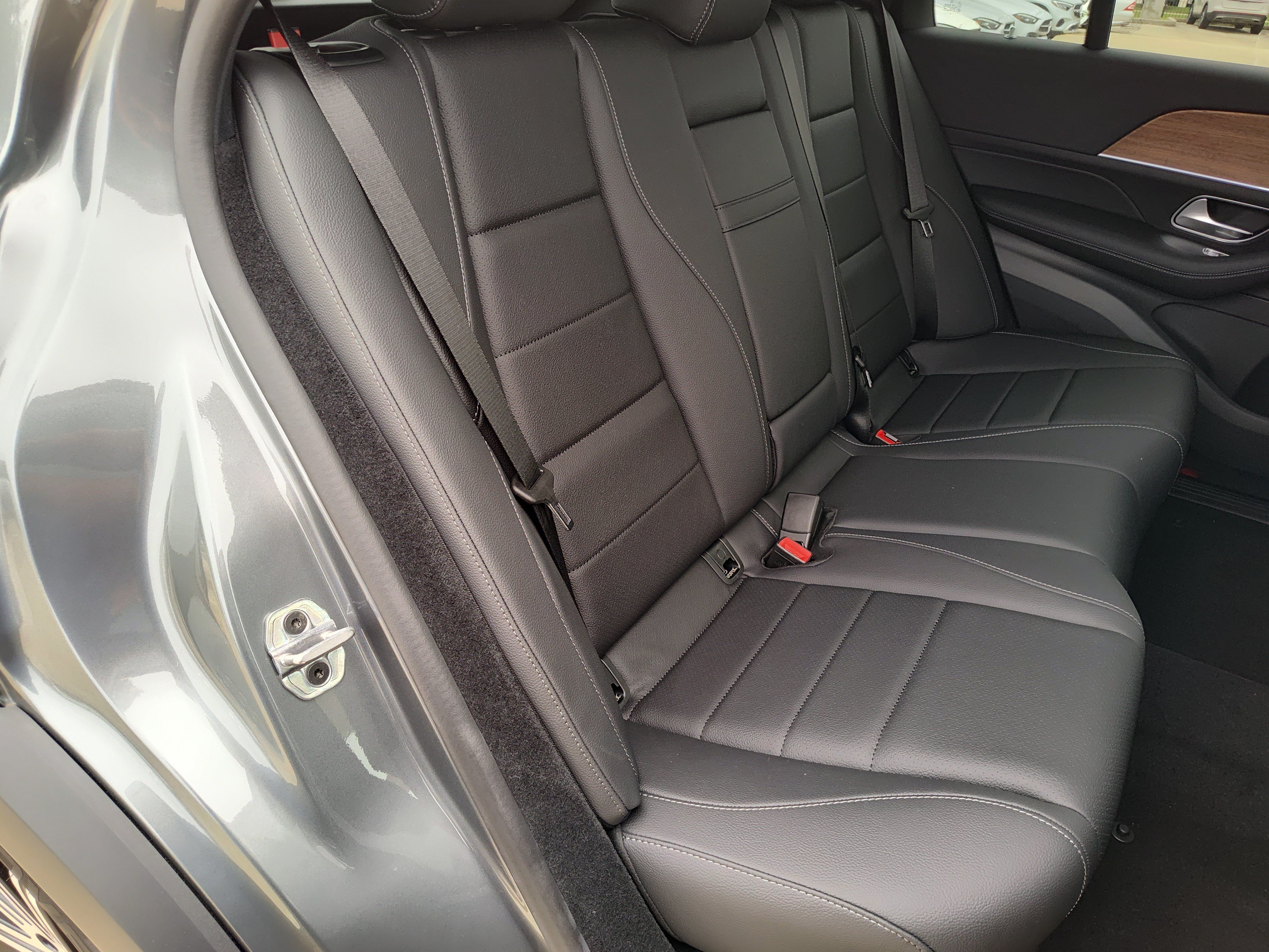 New 2026 Selenite Grey Metallic Mercedes-Benz GLE 350 image 28