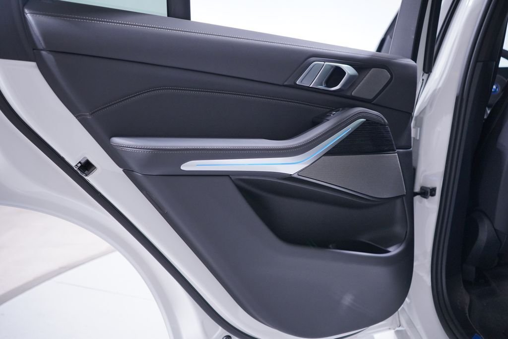 New 2026 Alpine White BMW xDrive50e image 15