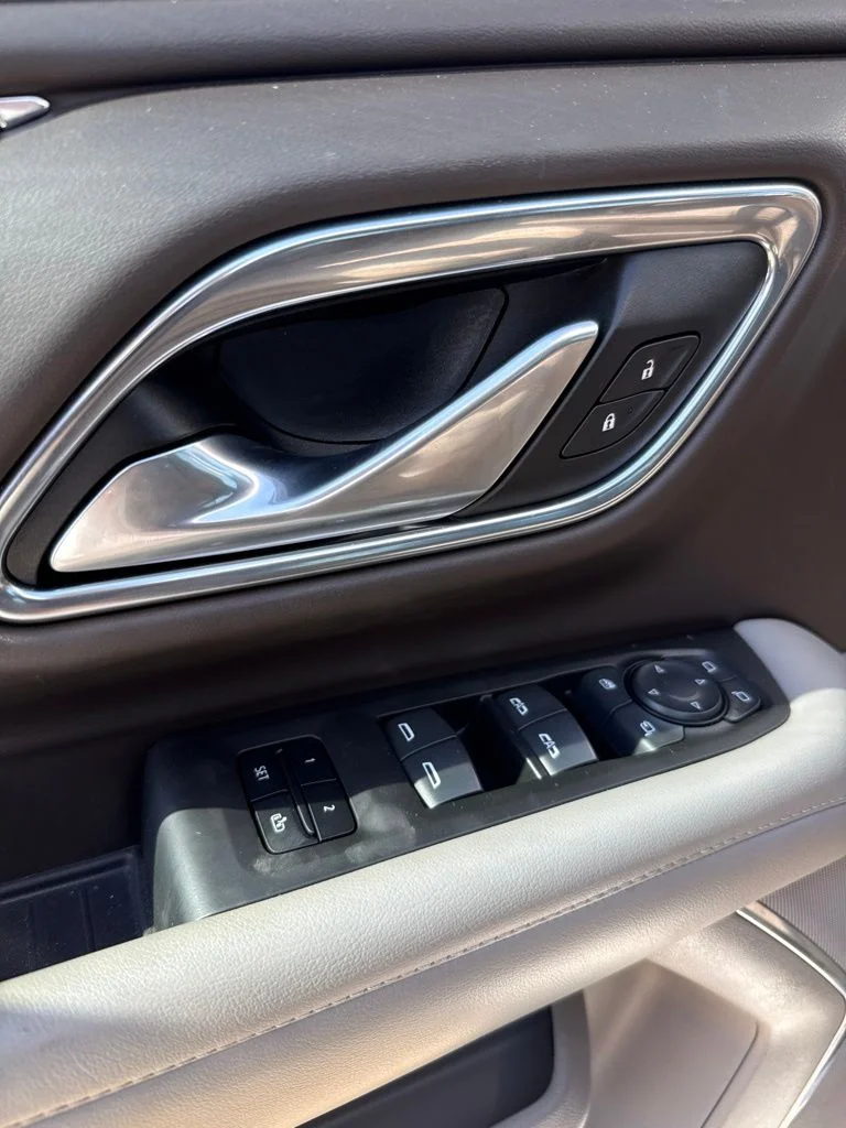 Used 2022 White Chevrolet LT image 5